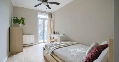 Квартира 3 комнаты в Прушкув, Польша