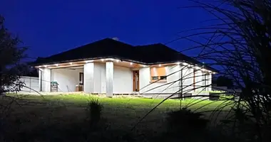 Casa en Dziadowice Folwark, Polonia