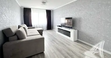 Apartamento 2 habitaciones en Muchaviecki sielski Saviet, Belarús