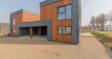 Casa en Aukstelke, Lituania