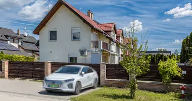 Casa 4 habitaciones en Goed, Hungría