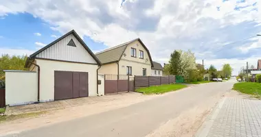 Haus 7 Zimmer in Saslauje, Weißrussland