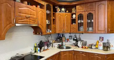 Appartement 3 chambres dans Saint-Pétersbourg, Russie