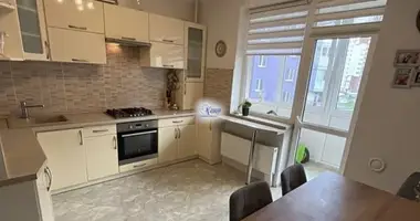 2 room apartment in Medvedevka, Russia