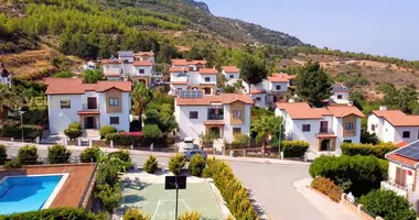 Villa 3 chambres dans Larnakas tis Lapithiou, Chypre du Nord