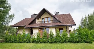 Casa de campo en Astrasyckaharadocki sielski Saviet, Bielorrusia