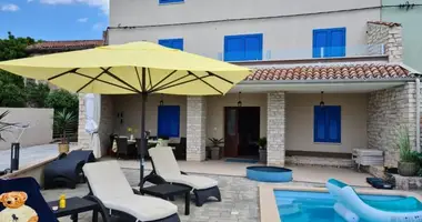 Villa 6 bedrooms in Burici, Croatia