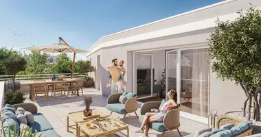 2 bedroom apartment in Metropolitan France, France