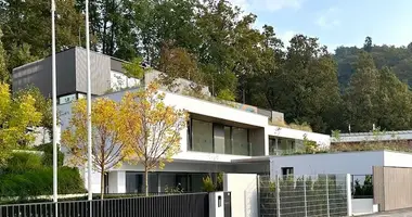 Dom w Słowenia