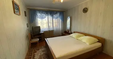 Apartamento 3 habitaciones en Belaazyorsk, Belarús