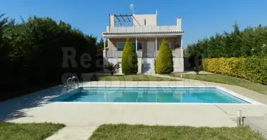 Villa 5 Zimmer mit Doppelt verglaste Fenster, mit Balkon, mit Möbliert in Municipality of Loutraki and Agioi Theodoroi, Griechenland