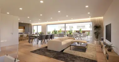 4 bedroom apartment in All countries