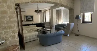 4 bedroom house in Episkopi Municipality, Cyprus