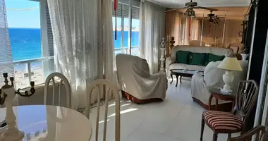 Mieszkanie 2 pokoi w Benidorm, Hiszpania