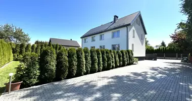 Casa 8 habitaciones en Bukulti, Letonia