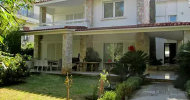 Dom wolnostojący 8 pokojów w Attica, Grecja