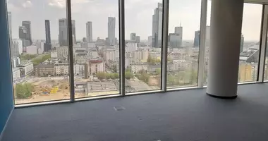 Коммерческое помещение 750 м² в Варшава, Польша