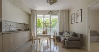 Mieszkanie 3 pokoi w Pruszków, Polska