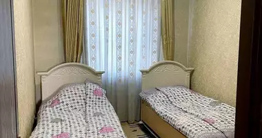Квартира с балконом, с кондиционером, с бытовой техникой в Ташкент, Узбекистан