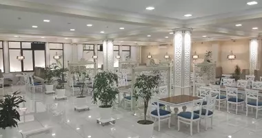 Коммерческое помещение 700 м² в Ташкент, Узбекистан