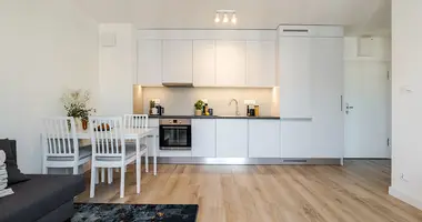 Apartamento 2 habitaciones con Muebles, con Estacionamiento, con Aire acondicionado en Lodz, Polonia