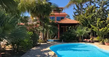 Villa 5 habitaciones con Piscina, con Vista a la montaña en Comunidad St. Tychon, Chipre