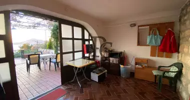 Multilevel apartments 2 bedrooms in Przno, Montenegro
