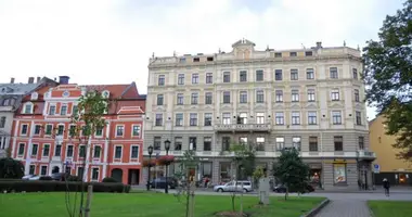 Maison des revenus 3 131 m² dans Riga, Lettonie