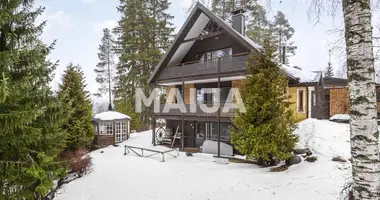 Haus 5 zimmer in Nurmijaervi, Finnland