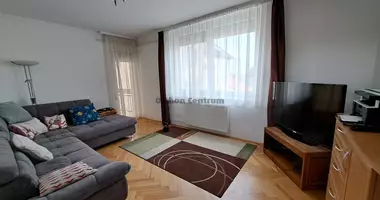 3 room apartment in 16, Hungary