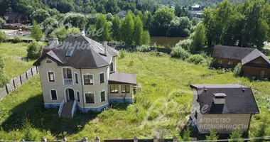 Casa 7 habitaciones en poselenie Schapovskoe, Rusia