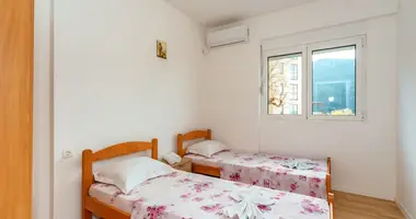 2 bedroom apartment in Rafailovici, Montenegro