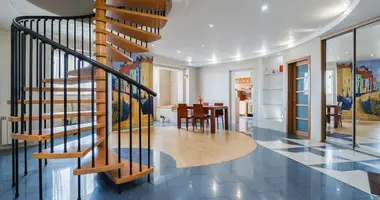 4 bedroom apartment in Minsk, Belarus