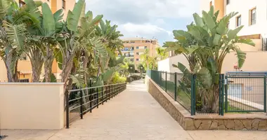 Apartamento 4 habitaciones en Torremolinos, Španjolska