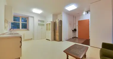 Wohnung 3 zimmer in Warschau, Polen