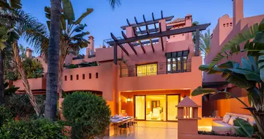 Adosado Adosado 5 habitaciones en Marbella, España