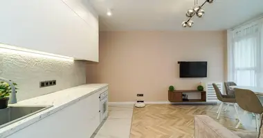 Apartamento 3 habitaciones en Minsk, Bielorrusia