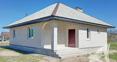 House in Vielikarycki sielski Saviet, Belarus