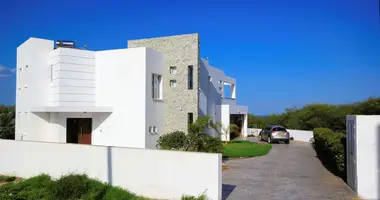 Villa 5 bedrooms in Ayia Napa, Cyprus