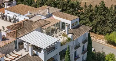 Wohnung 8 Schlafzimmer in San Pedro Alcantara, Spanien