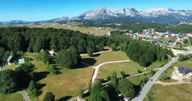 Terrain dans Zabljak, Monténégro