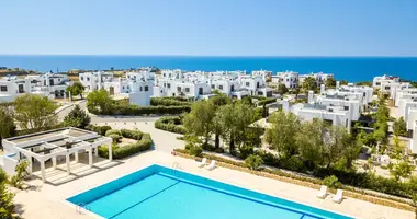 Villa 4 chambres dans Kyrenia, Chypre du Nord