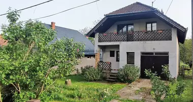 4 room house in Bocfoelde, Hungary