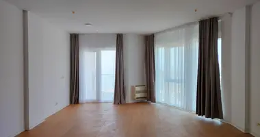 Apartamento 3 habitaciones en Budva, Montenegro