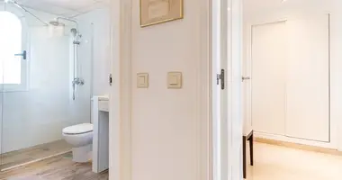 2 bedroom apartment in Estepona, Spain