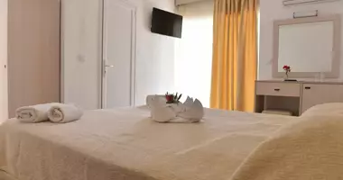 Hotel 4 000 m² in Pefkochori, Griechenland