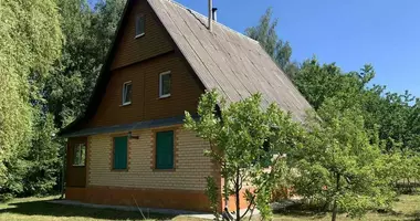 Maison dans Pierabrodski sielski Saviet, Biélorussie