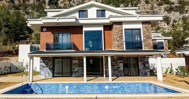 Villa 5 Zimmer mit Schwimmbad, mit Bergblick, mit Sicherheit in Inlice, Türkei