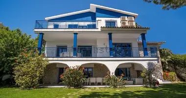 Villa en Sitges, España