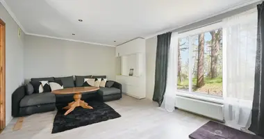 Casa 8 habitaciones en Bigaunciems, Letonia
